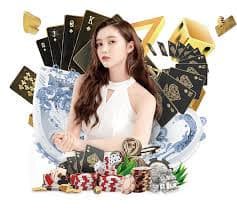 pp8 App Myanmar Casino Slots ဂိမ်းများ မိုဘိုင်းဖုန်းတွင် ကစားနေသောမြင်ကွင်း